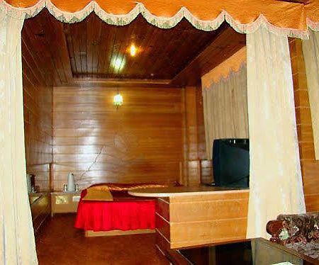 Chandermukhi Hotel Manāli Exterior foto